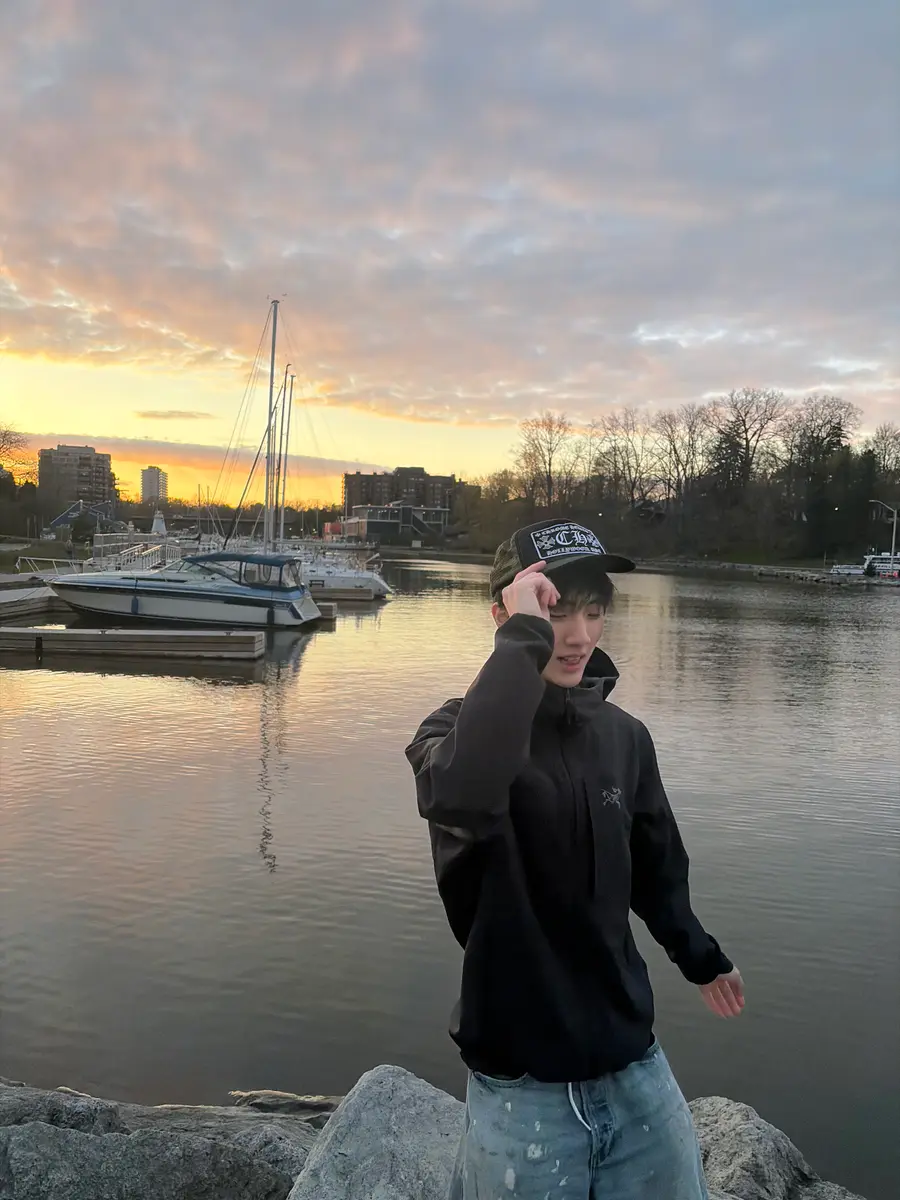 Example scene: Sunset marina
